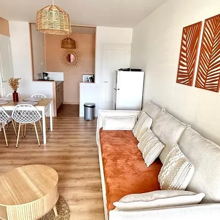 Apartment Le Cocon, 100m De La Plage, Place De Parking Prive *