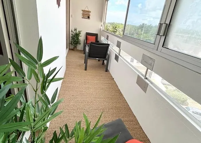 Διαμέρισμα Le Cocon, 100m De La Plage, Place De Parking Prive